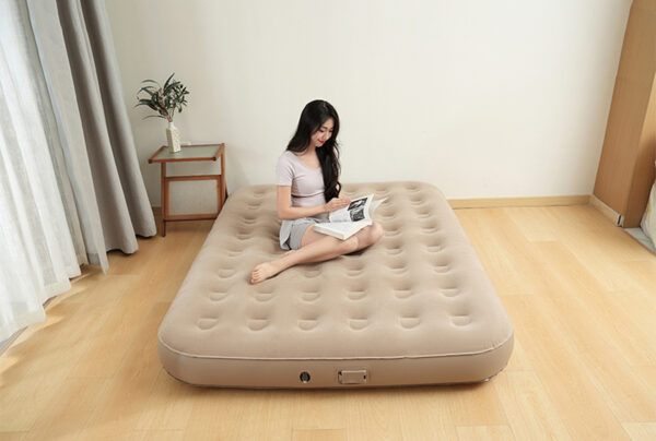 Matelas Gonflable 2 Places avec Pompe Intégrée